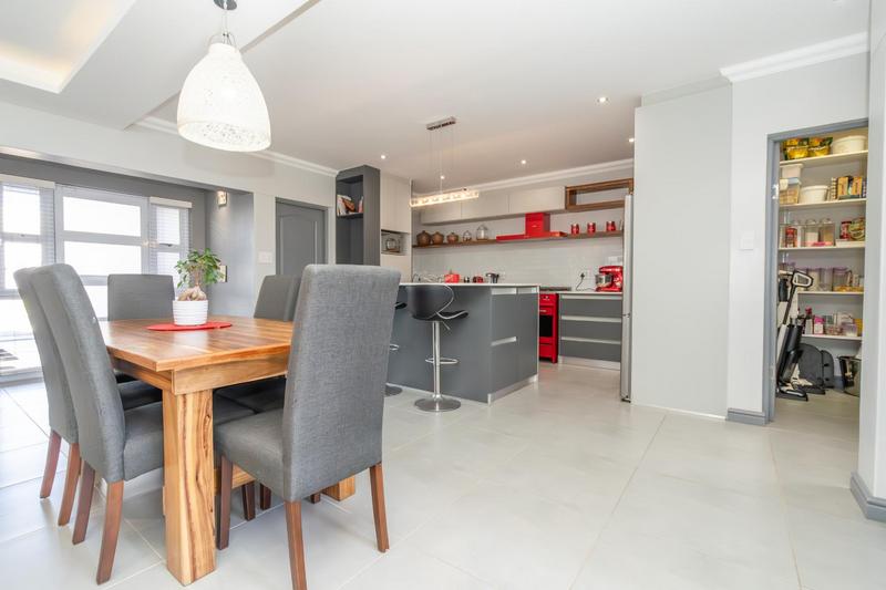 4 Bedroom Property for Sale in Laguna Sands Western Cape